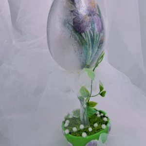 Jajko wielkanocne - irysy decoupage