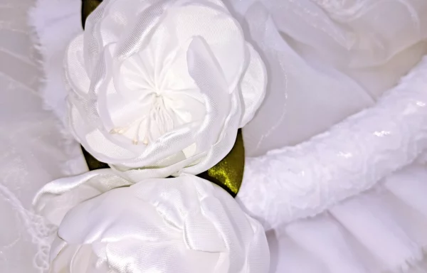 Ślubne dekoracje, dodatki, upominki